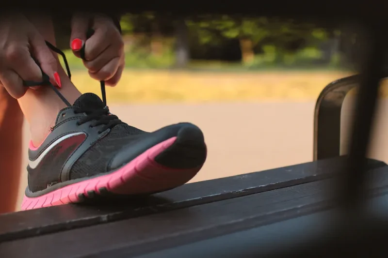 Brooks Hyperion Max 2 Review with Pros and Cons