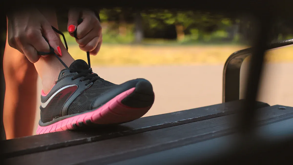 Brooks Hyperion Max 2 Review with Pros and Cons