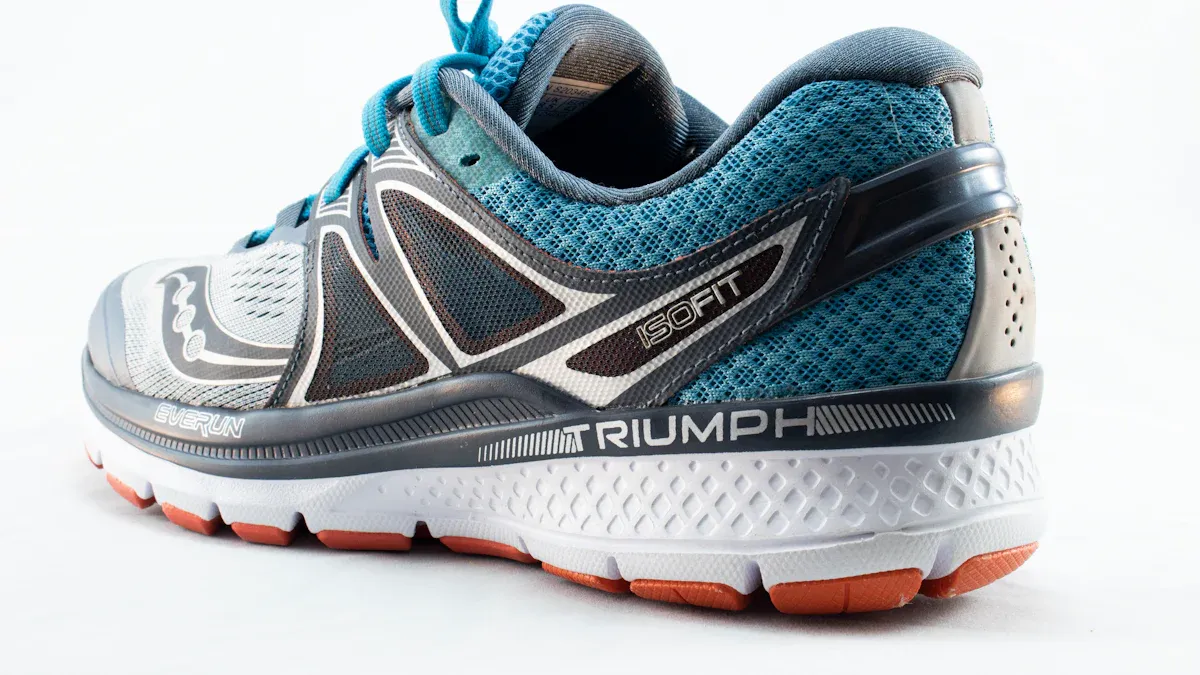 Saucony Triumph 22 vs. Other Running Shoes